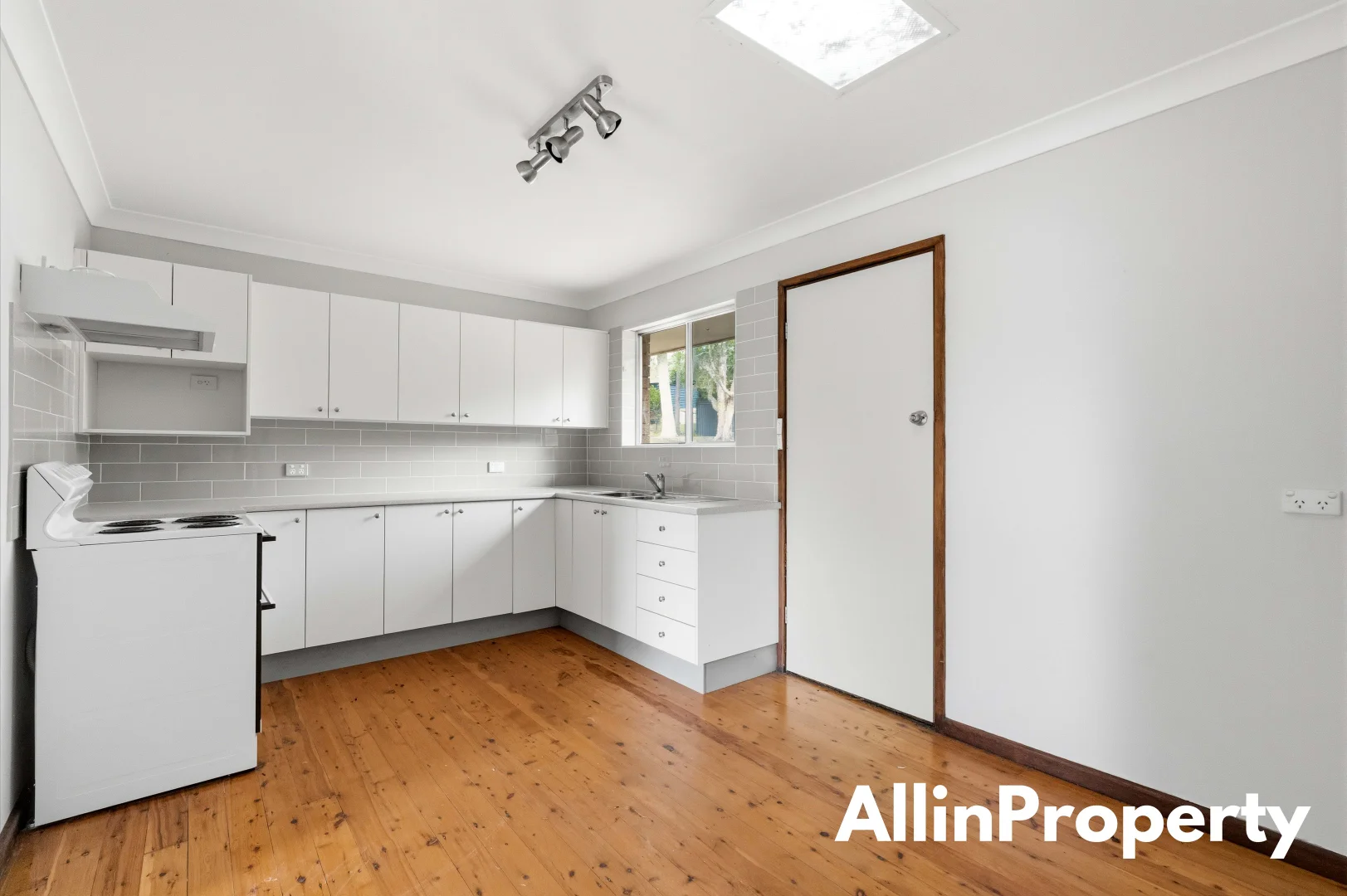 Additional image 2 of 31 Wattle Street, Fishermans Paradise NSW 2539