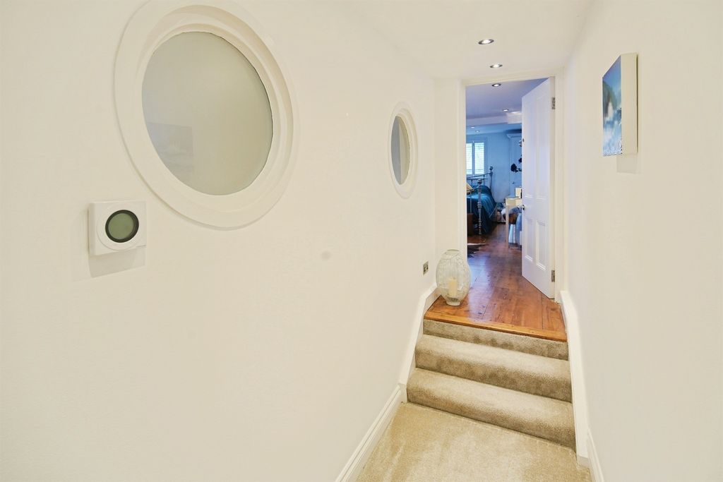 Additional image 19 of 3 bed flat for saleSussex Square, Brighton BN2