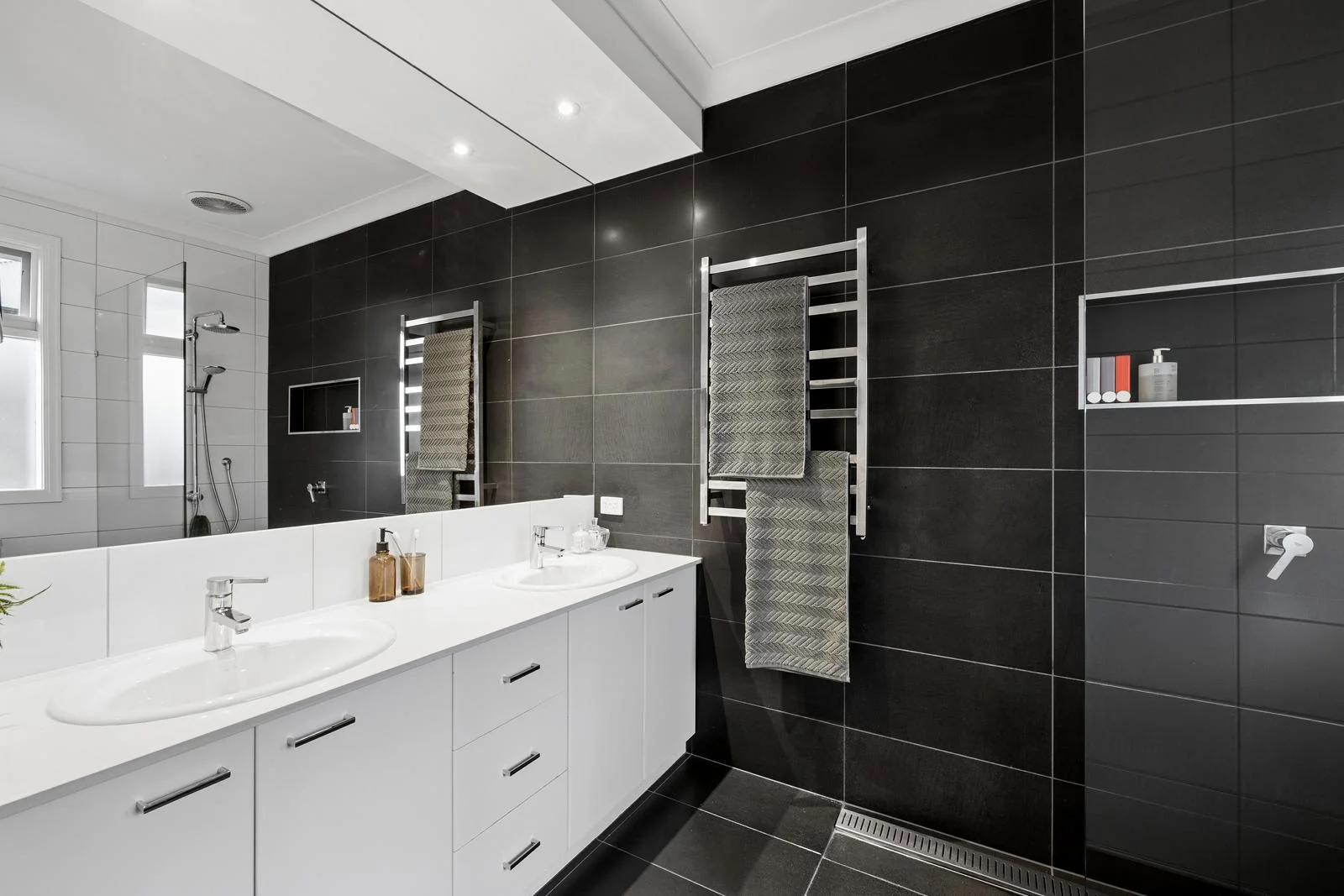 Additional image 10 of 1 St James Terrace, Hawthorn VIC 3122