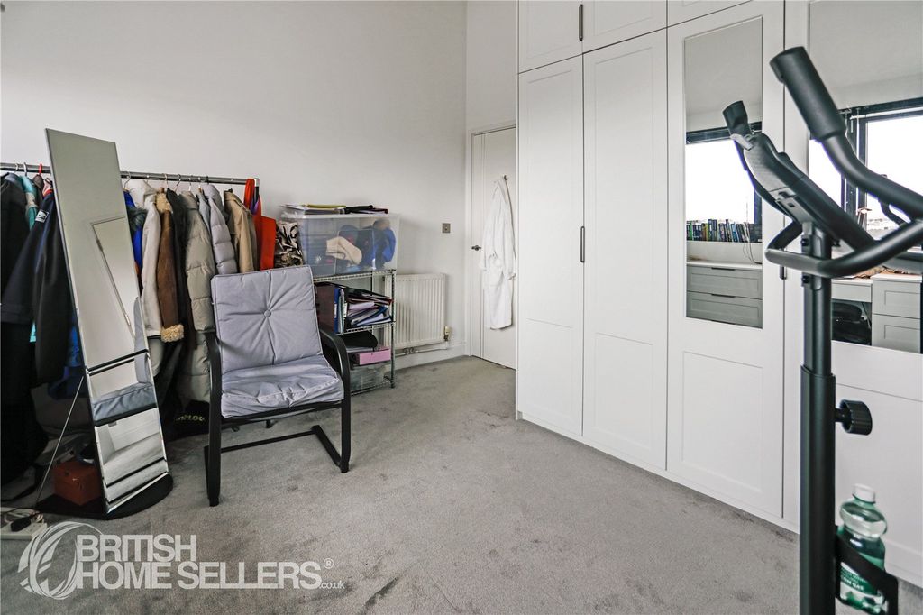 Additional image 7 of 4 bed flat for saleParsonage Way, Plymouth, Devon PL4