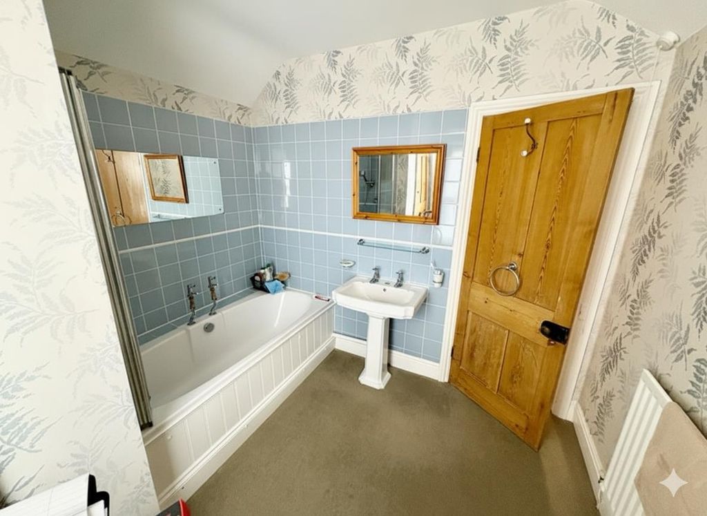 Additional image 10 of 4 bed terraced house for saleDurleigh Road, Bridgwater TA6