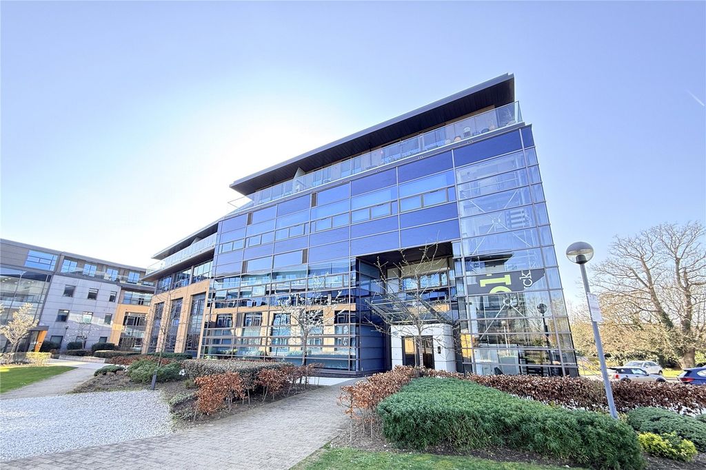 Additional image 12 of 2 bed flat for saleWokingham Road, Bracknell, Berkshire RG42