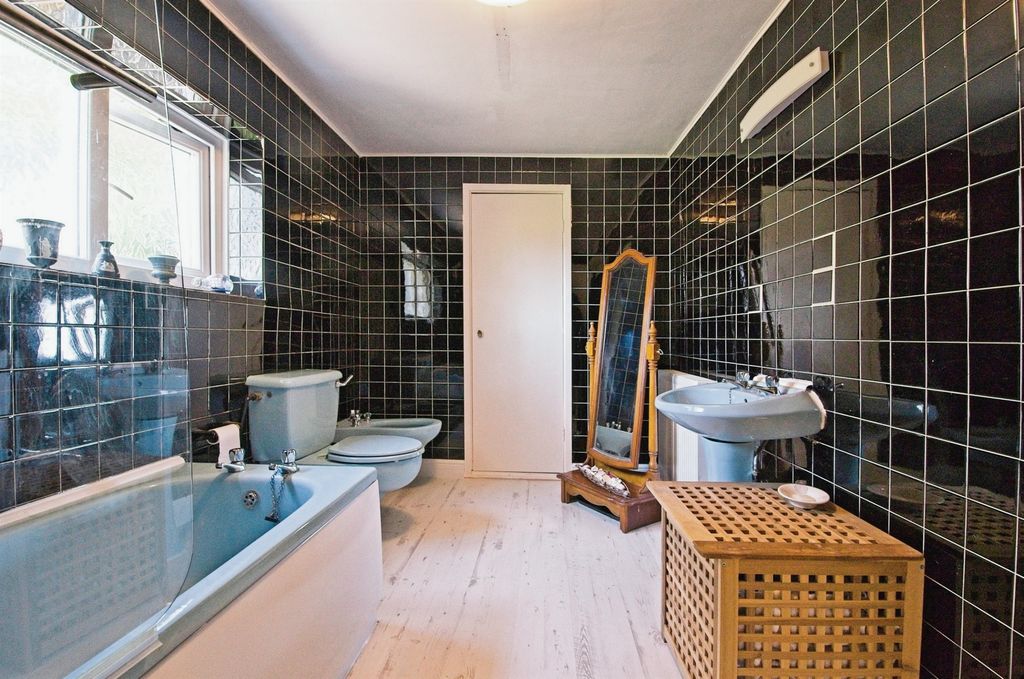 Additional image 11 of 4 bed detached house for saleThe Fairways, Blackwood NP12