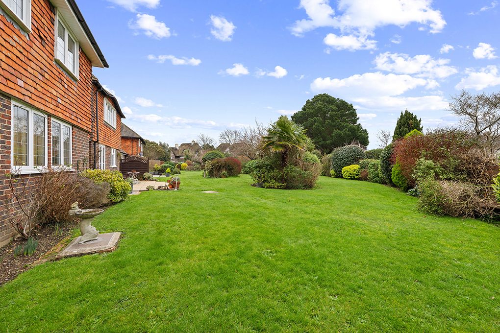 Additional image 5 of 2 bed flat for saleTithe Barn Court, Aldwick Bay Estate, Aldwick, West Sussex PO21