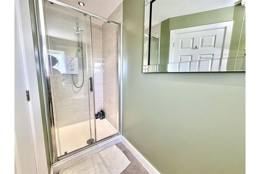Additional image 16 of 4 bed terraced house for saleSunnybank Road, Brighouse HD6