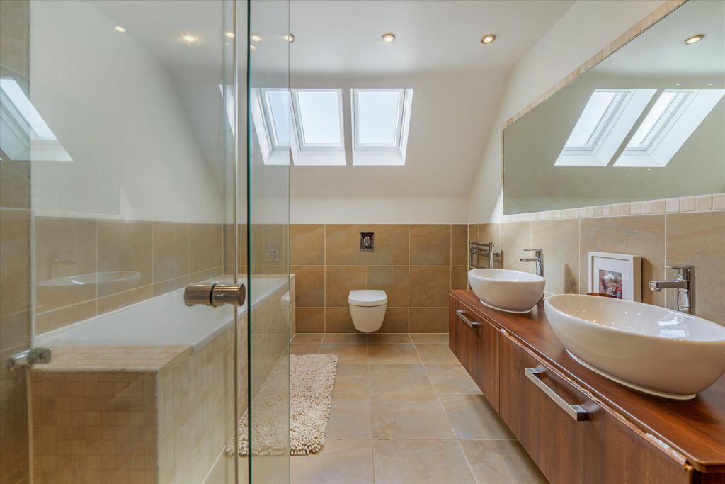 Additional image 31 of 7 bed detached house for saleTilehurst Lane, Binfield, Bracknell, Berkshire RG42