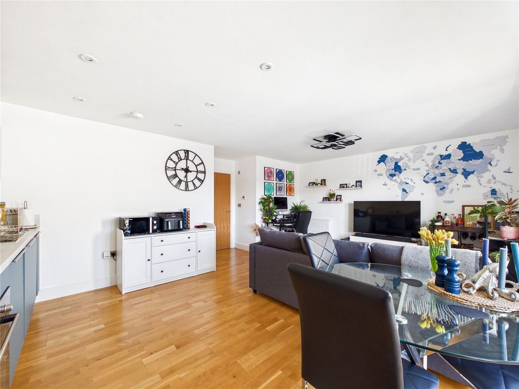 Additional image 5 of 1 bed flat for saleHolmhill Drive, Felixstowe, Suffolk IP11