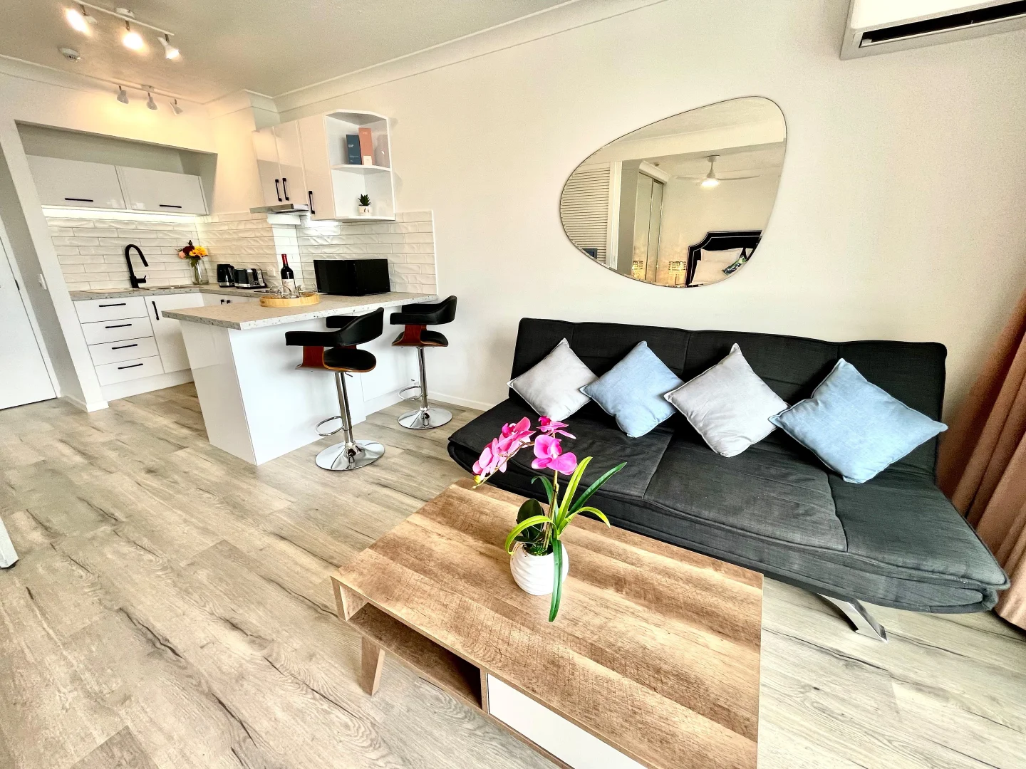 Additional image 14 of 213/1 Paradise Island, Surfers Paradise QLD 4217