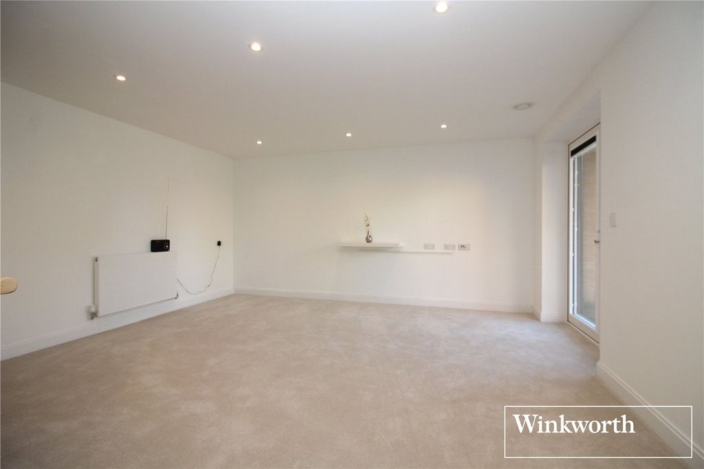 Additional image 4 of 2 bed flat for saleStudio Way, Borehamwood, Hertfordshire WD6