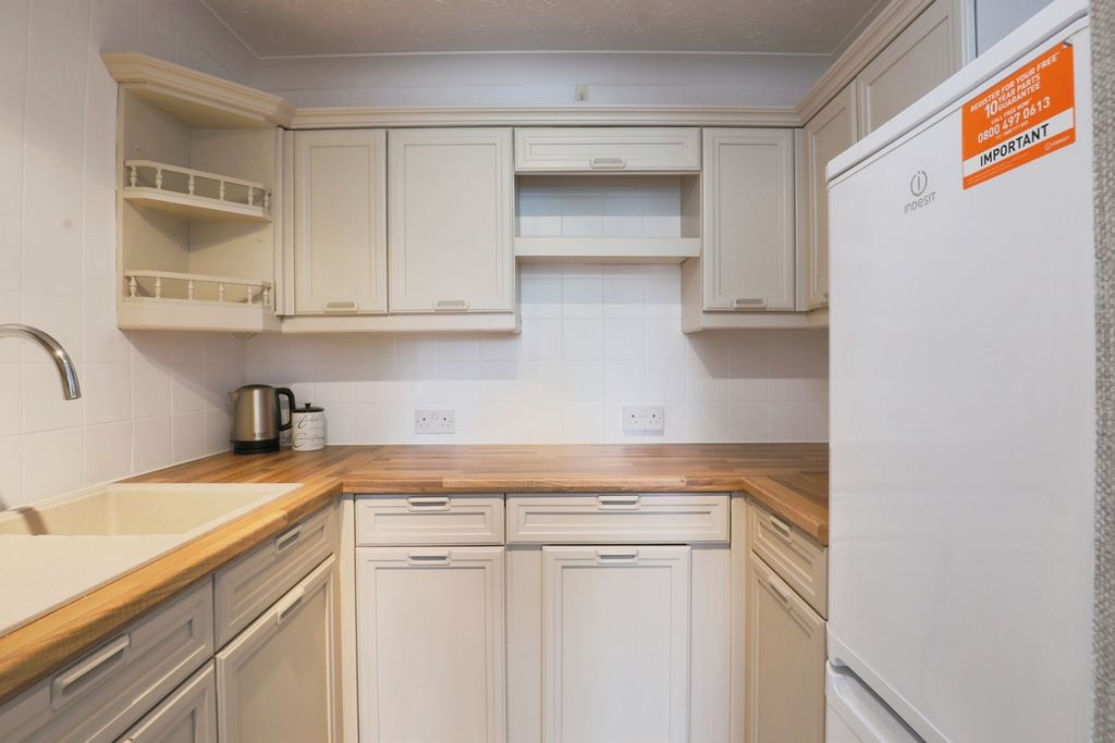 1 bed flat for saleStation Road, Broadway, Worcestershire WR12 photo 5
