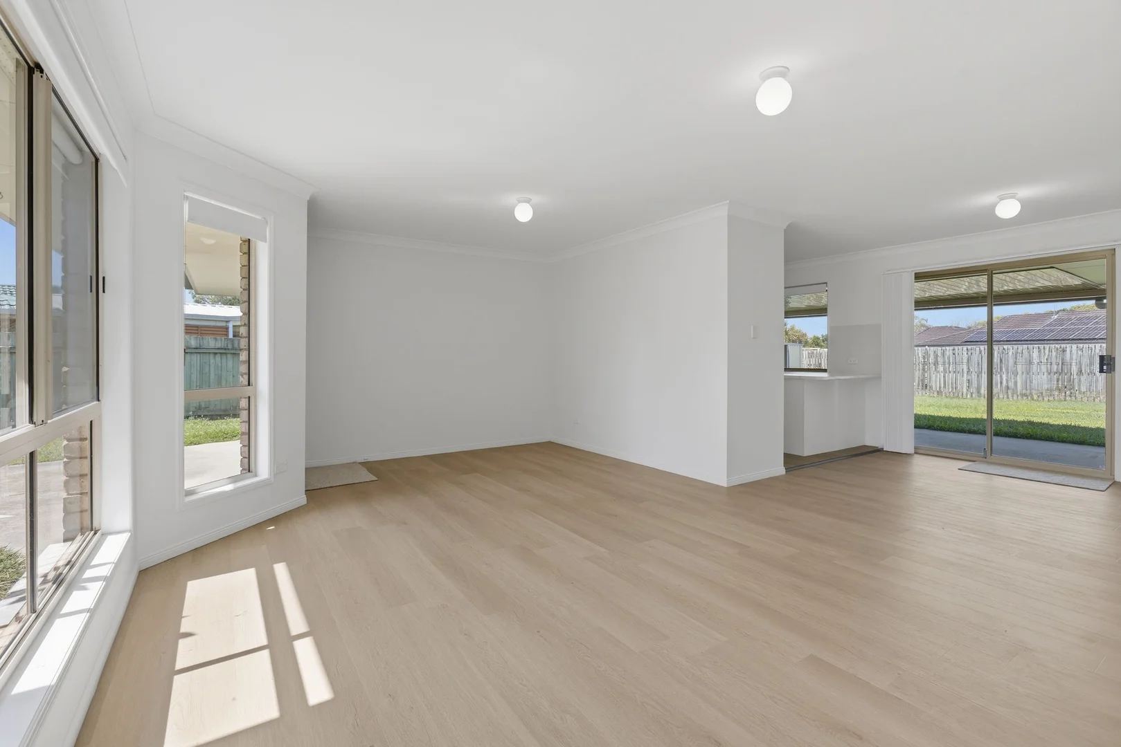 41 Kate Avenue, Deception Bay QLD 4508 photo 3