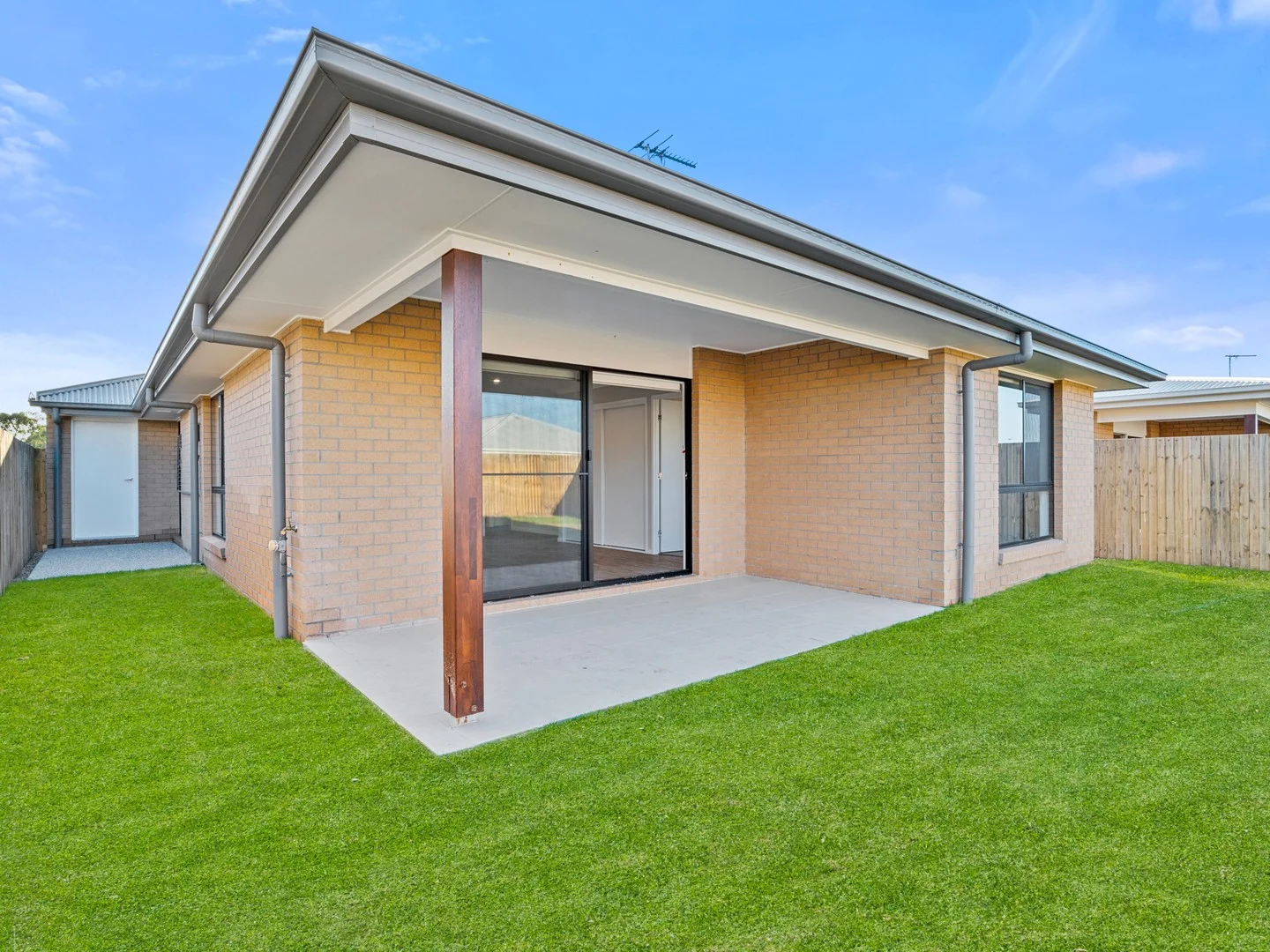 71 Ferris Avenue, Park Ridge QLD 4125