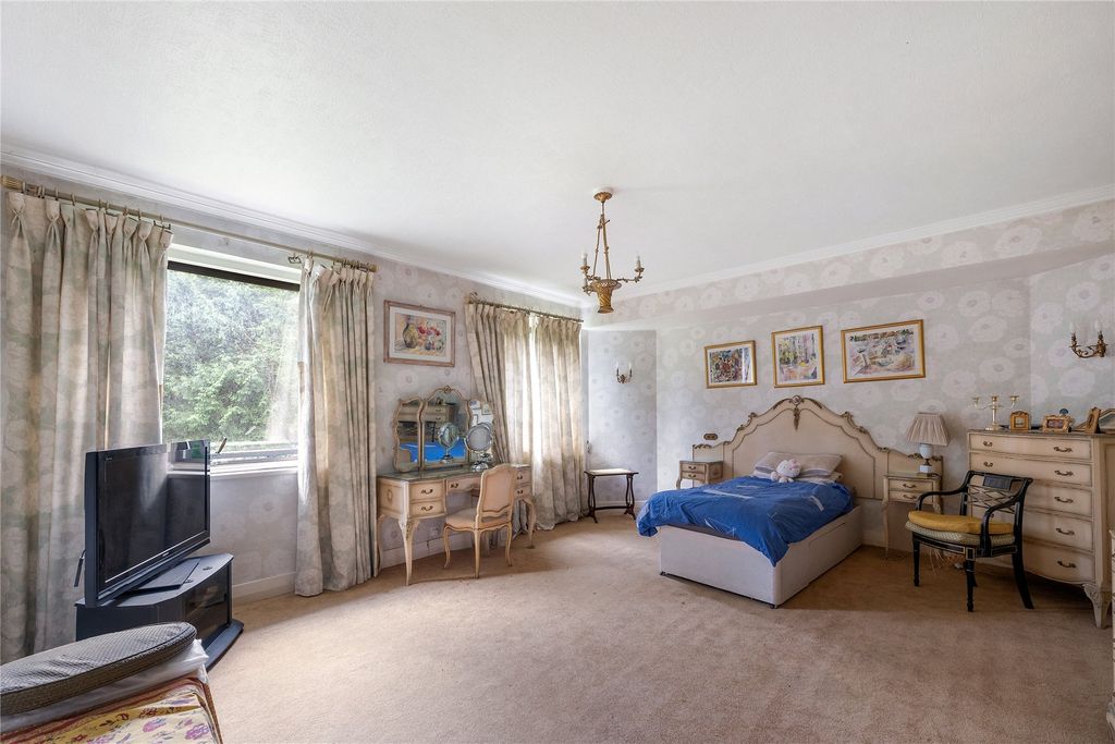 Additional image 6 of 6 bed detached house for saleSouth Hill Road, Bromley BR2
