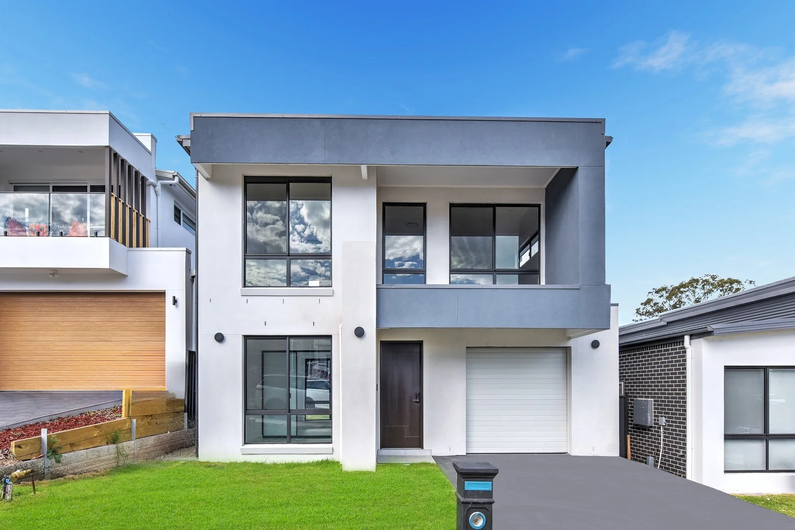 11 Latham Street ( Oakville), Box Hill NSW 2765