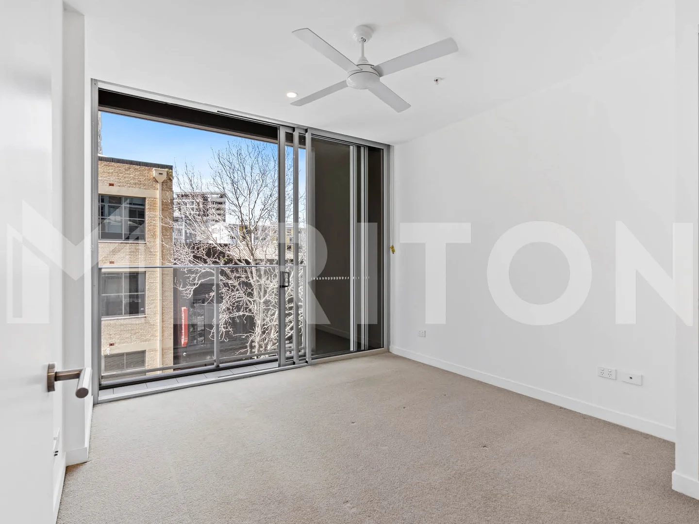 2A/88 Doggett St, Newstead QLD 4006 photo 5
