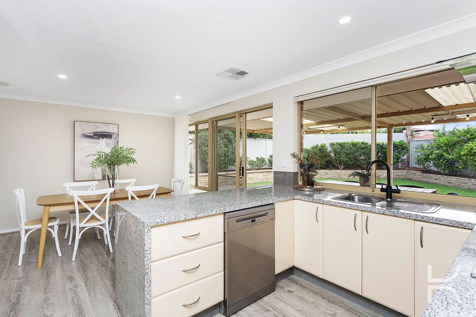 Additional image 8 of 5C Swan Road, Attadale WA 6156