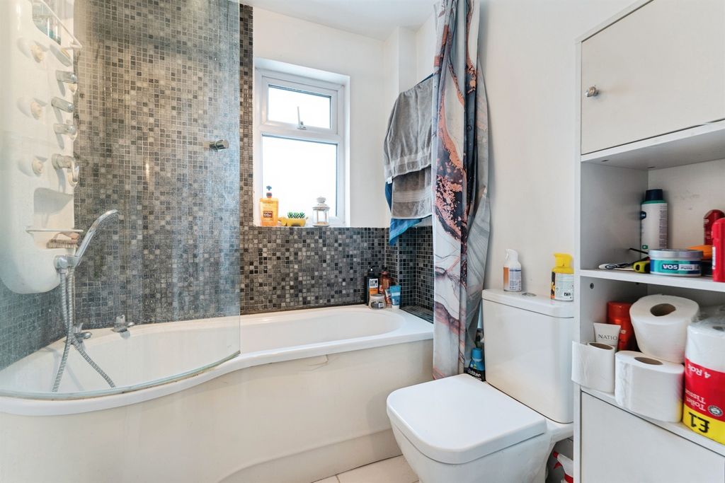 Additional image 13 of 3 bed semi-detached house for saleWillow Close, Brandon IP27