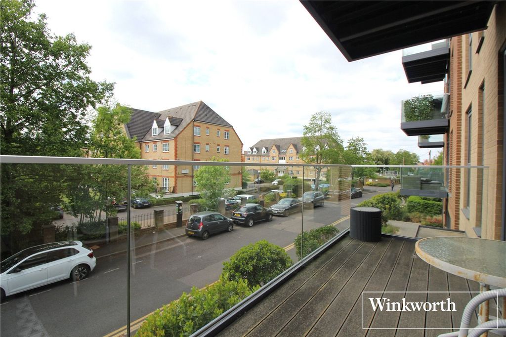 Additional image 13 of 2 bed flat for saleStation Road, Borehamwood, Hertfordshire WD6
