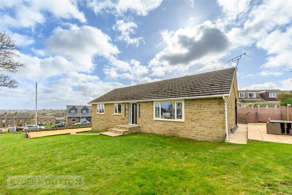 3 bed bungalow for saleLower Edge Road, Brighouse, West Yorkshire HD6