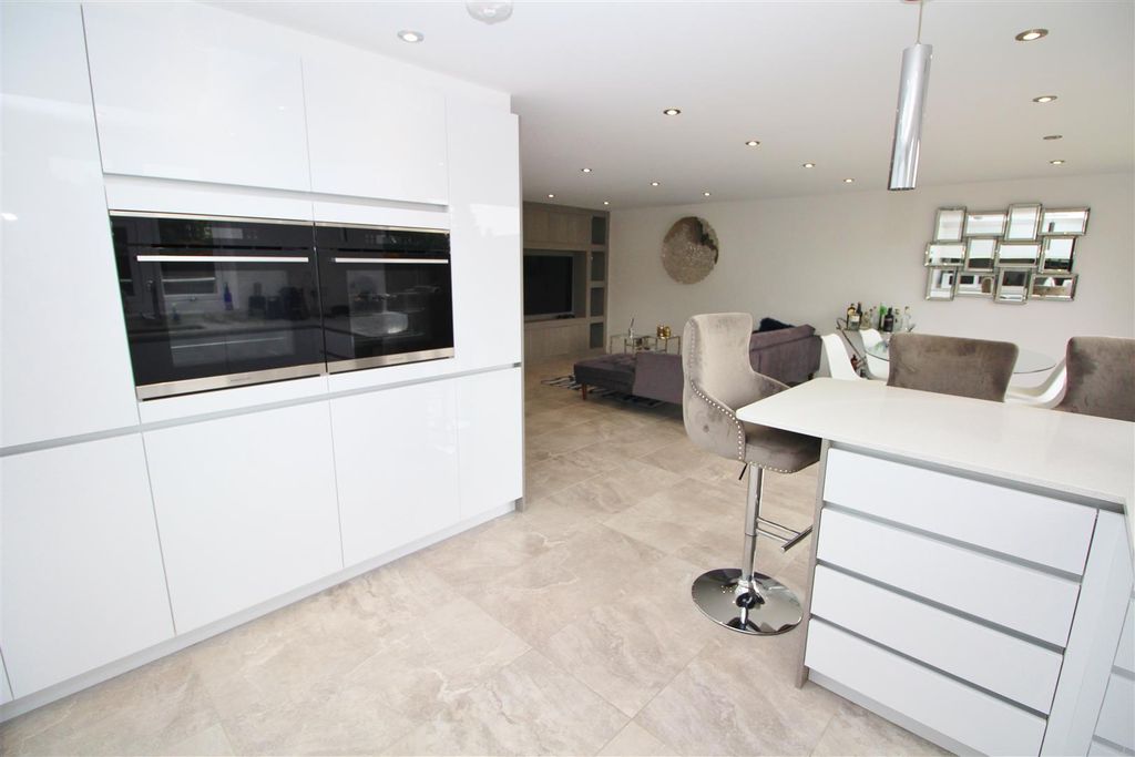 Additional image 6 of 4 bed semi-detached house for saleGables Avenue, Red Road, Borehamwood WD6
