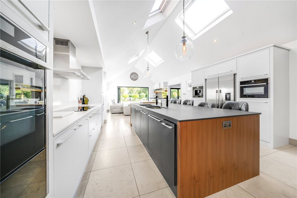 Additional image 3 of 7 bed detached house for saleHoe Lane, Felpham, West Sussex PO22