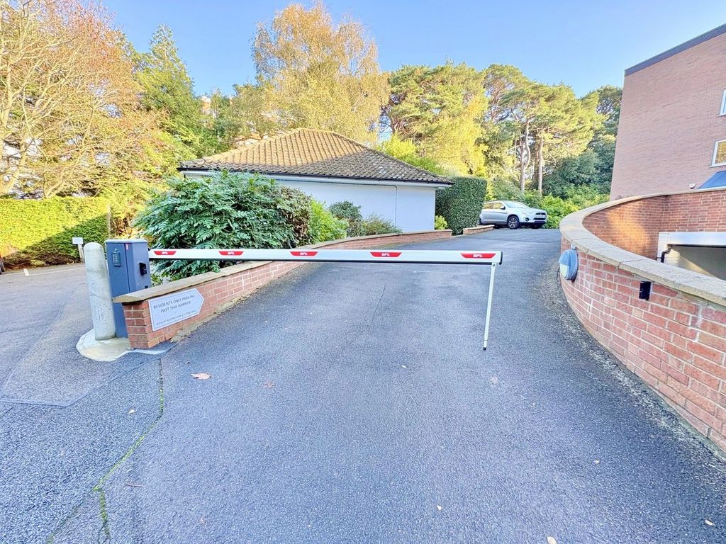 Additional image 33 of 3 bed flat for saleMartello Road South, Canford Cliffs, Poole BH13