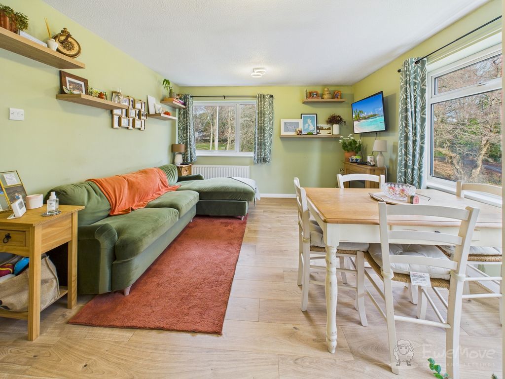 Additional image 2 of 2 bed flat for saleHollybrook Court Chalet Hill, Bordon, Hampshire GU35