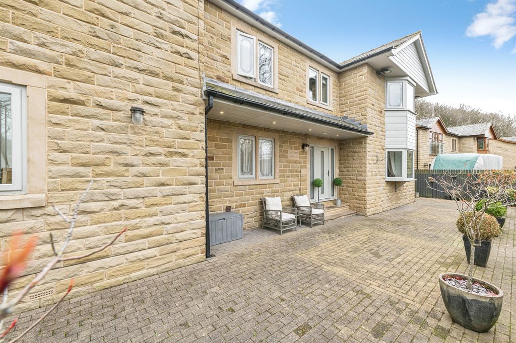 Additional image 20 of 5 bed detached house for saleBlackbrook Court, Brighouse HD6