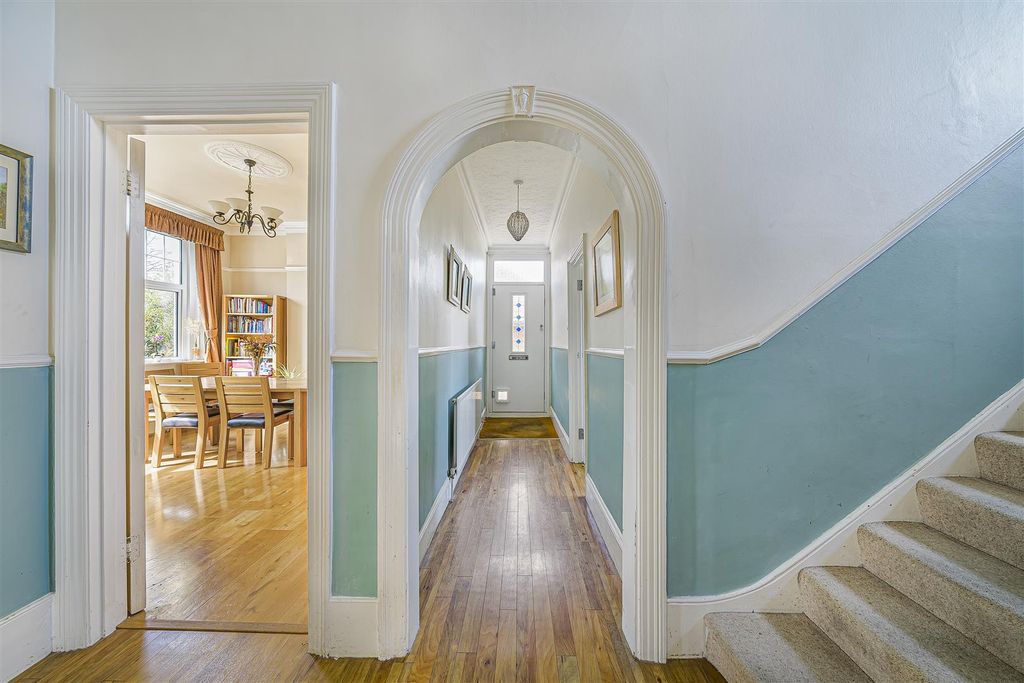 Additional image 8 of 4 bed flat for saleHighland Road, Bromley BR1