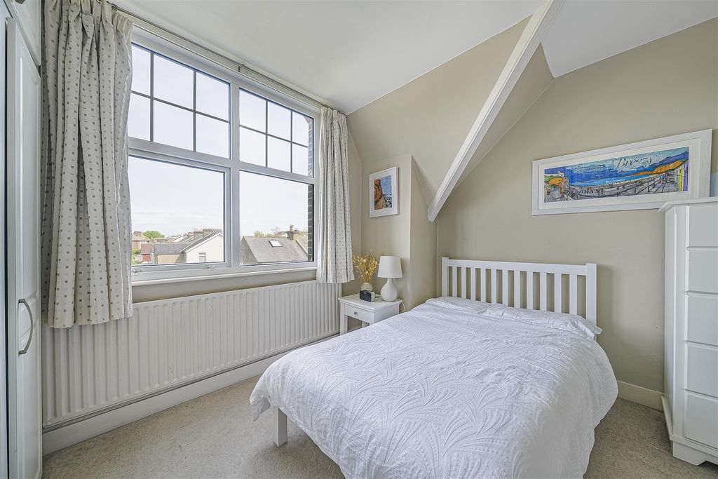 Additional image 18 of 4 bed flat for saleHighland Road, Bromley BR1