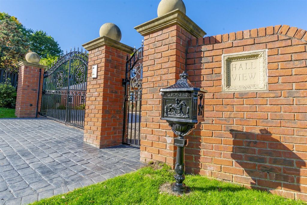 Additional image 38 of 5 bed detached house for saleGrangelea Gardens, Bramcote, Nottingham NG9