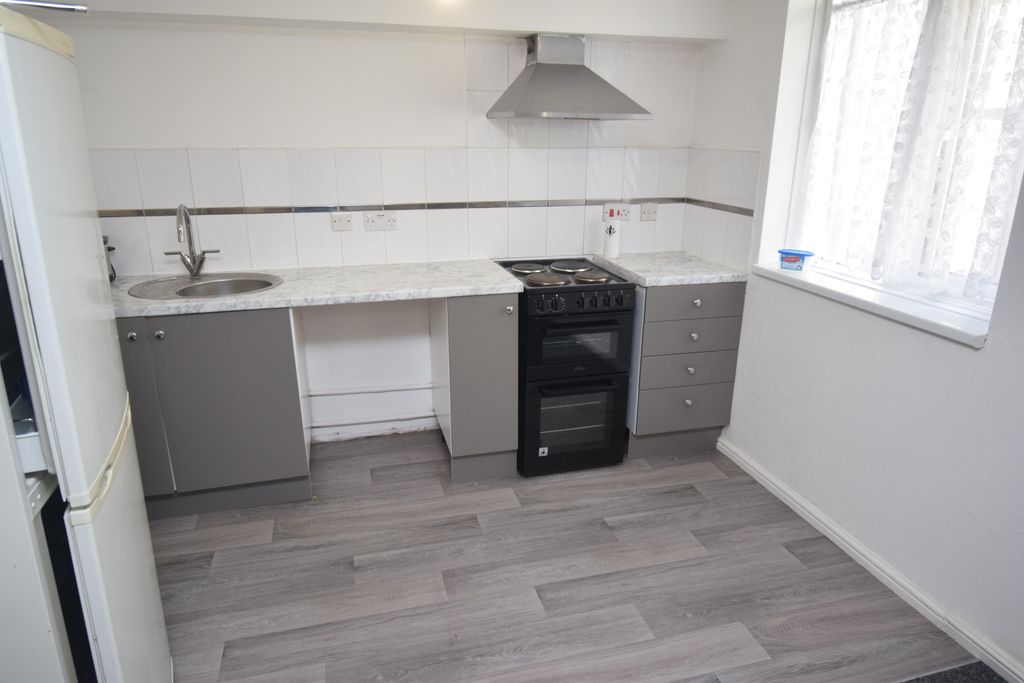 Additional image 2 of 2 bed flat for saleSt Marys Court, Bridgwater, Somerset TA6