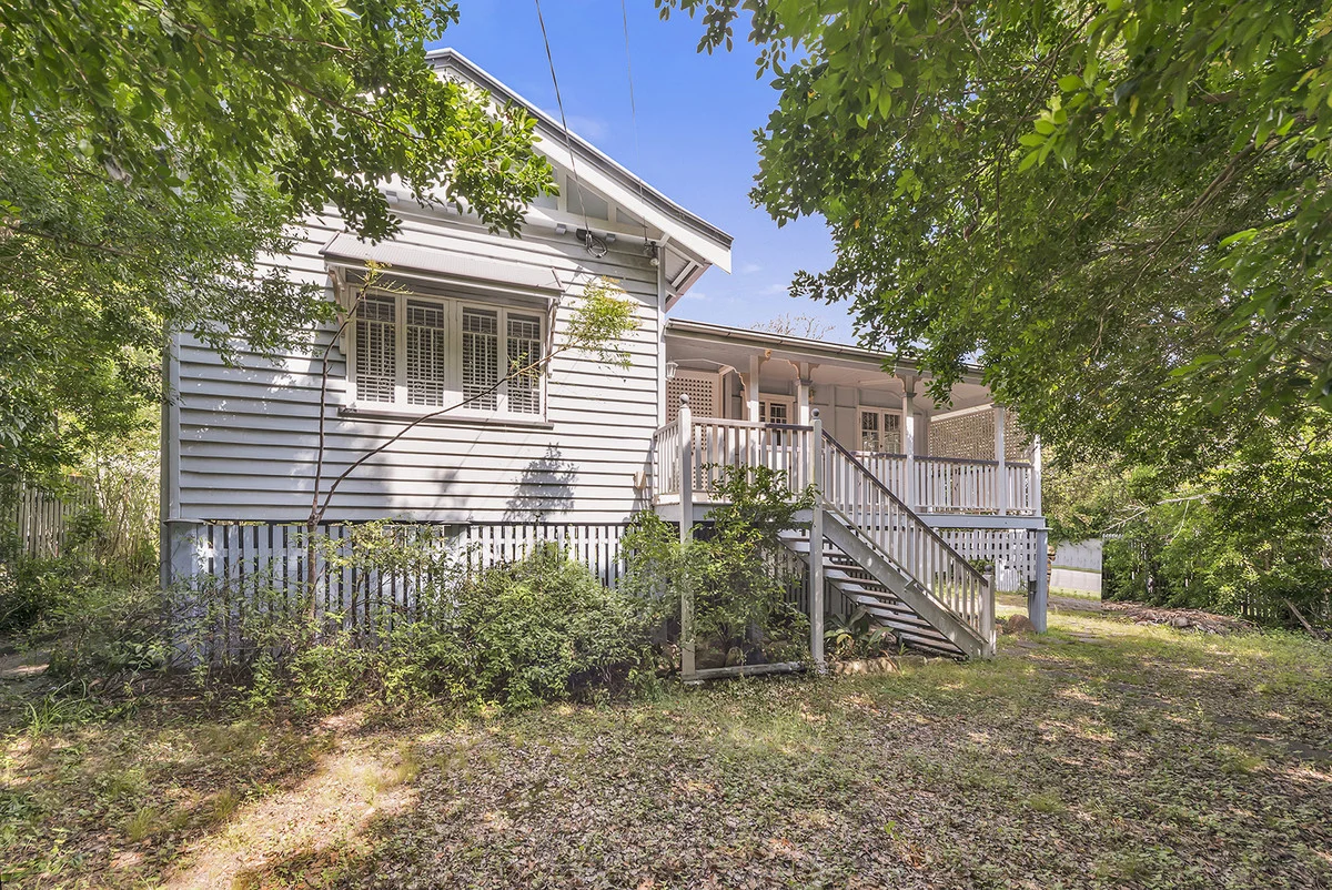 247 Honour Avenue, Graceville QLD 4075