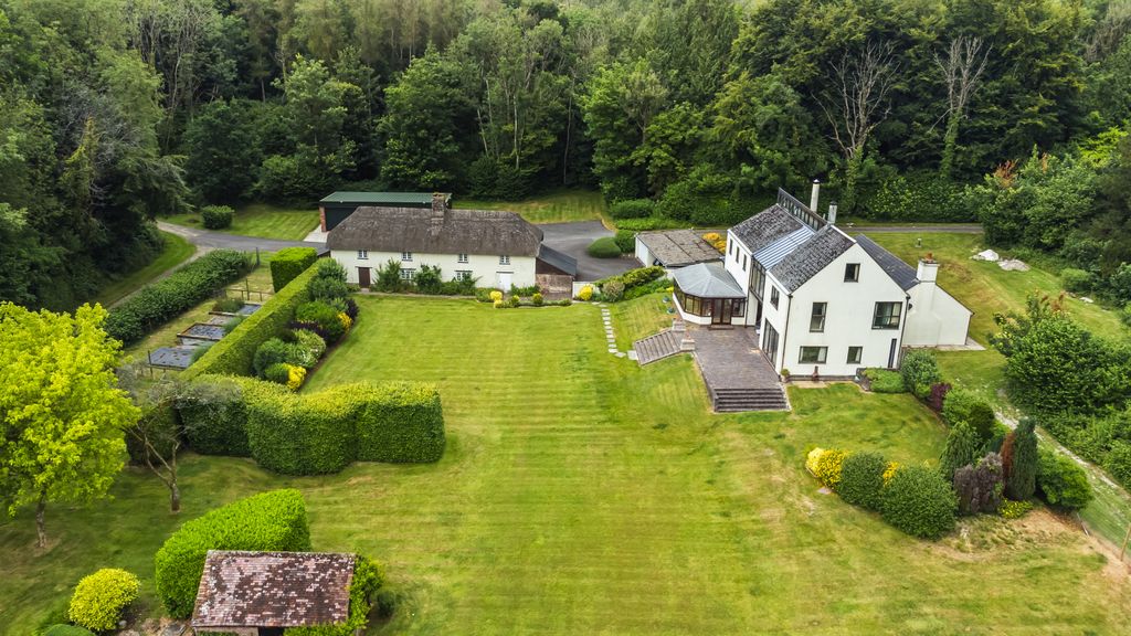 Additional image 2 of 4 bed detached house for saleWinterborne Kingston, Blandford Forum, Dorset DT11