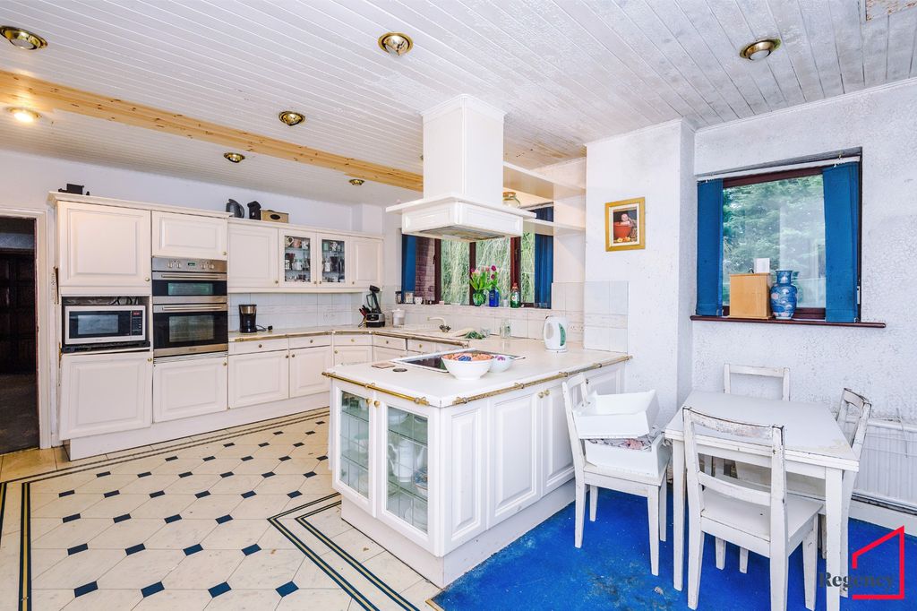 Additional image 4 of 6 bed detached house for saleVictoria Road, Heaton, Bolton BL1