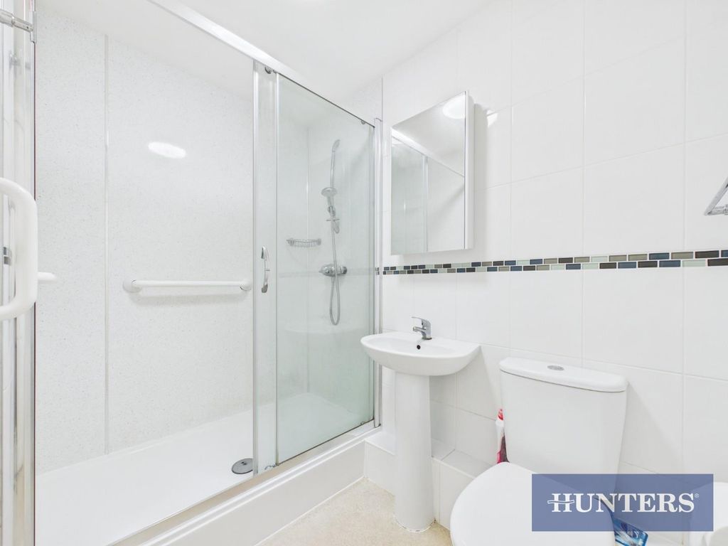 Additional image 8 of 1 bed flat for saleNorth Marine Drive, Bridlington YO15
