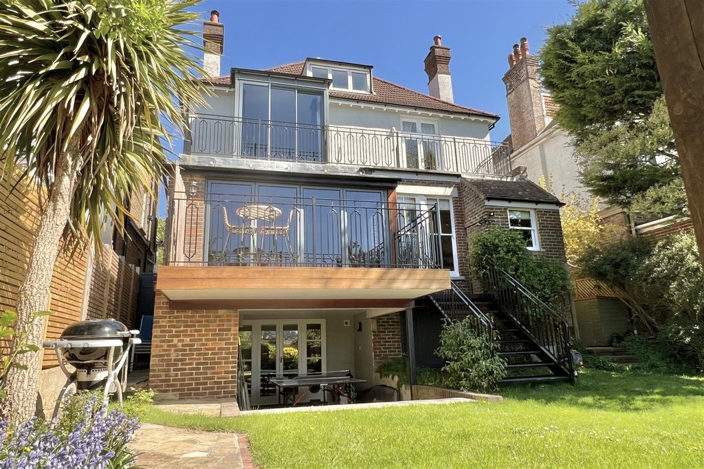 Additional image 38 of 6 bed detached house for saleSurrenden Road, Brighton BN1