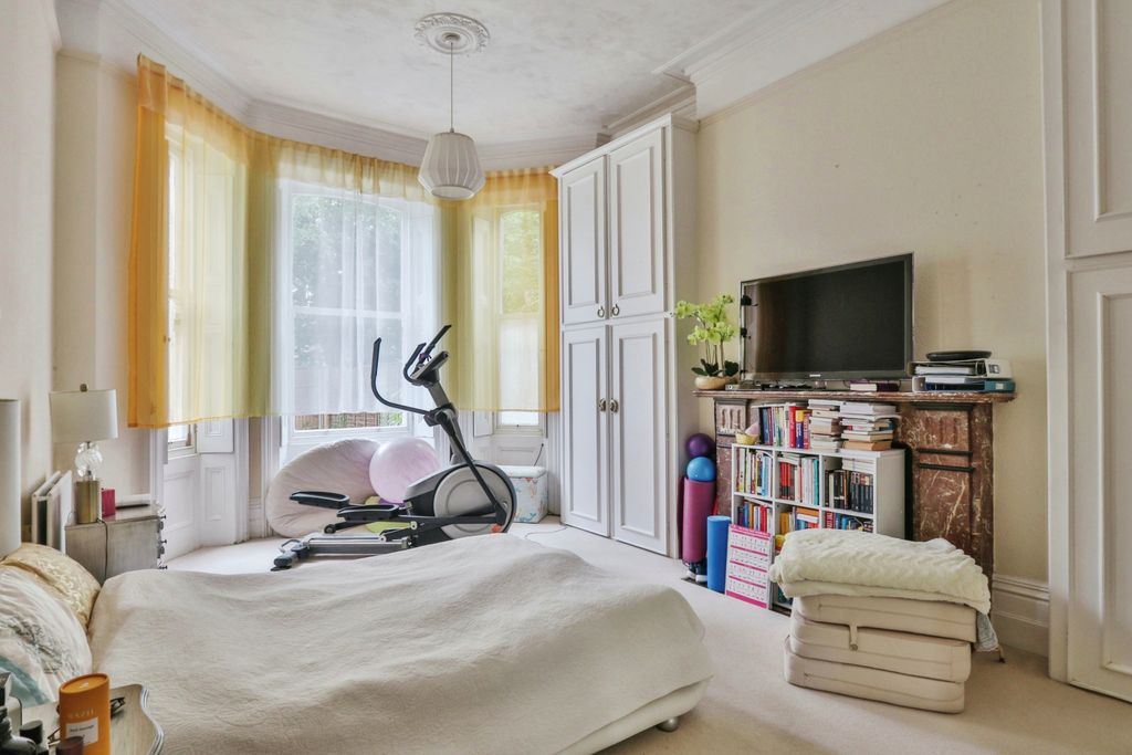 Additional image 6 of 3 bed flat for saleWimborne Road, Bournemouth, Dorset BH2