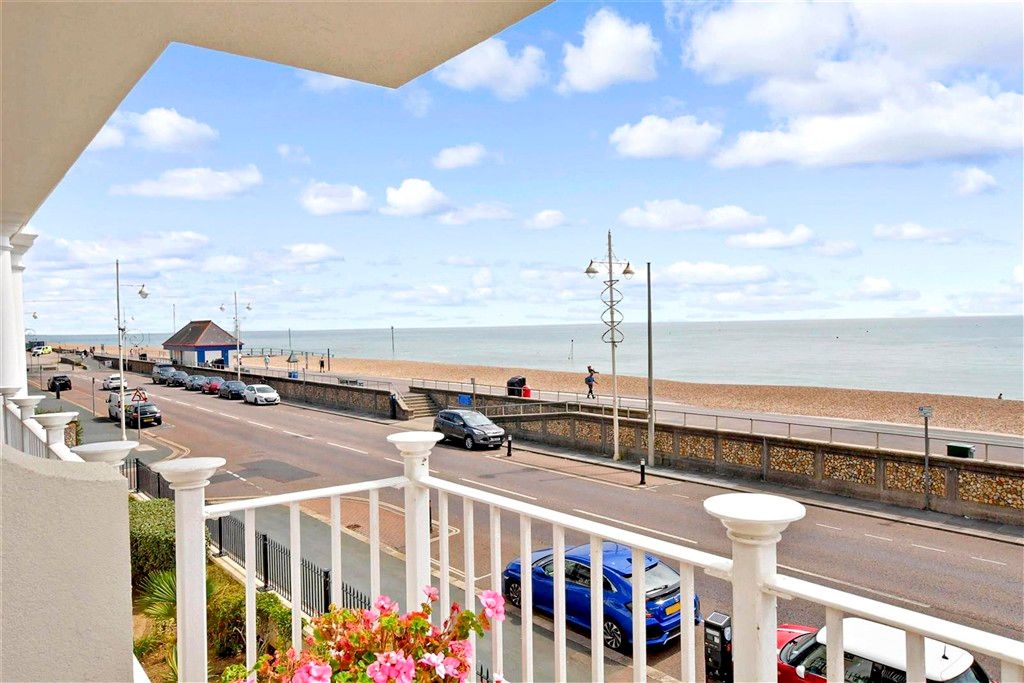 Additional image 15 of 2 bed flat for saleThe Esplanade, Bognor Regis, West Sussex PO21
