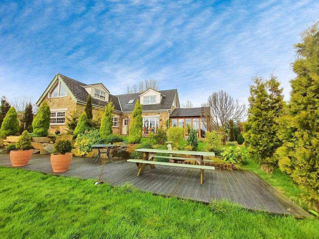 4 bed detached house for saleKnowle Lane, Bradford BD12