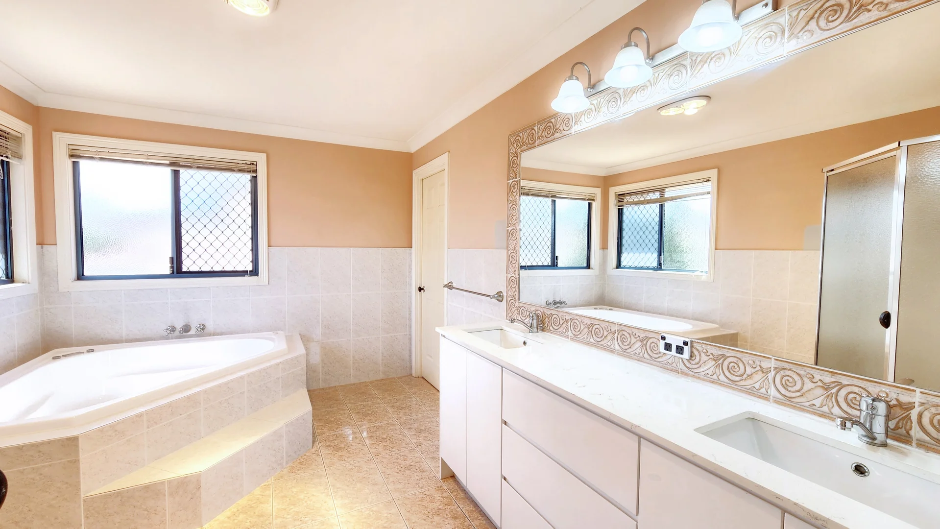 Additional image 11 of 16 Edgeware Close, Sunnybank Hills QLD 4109