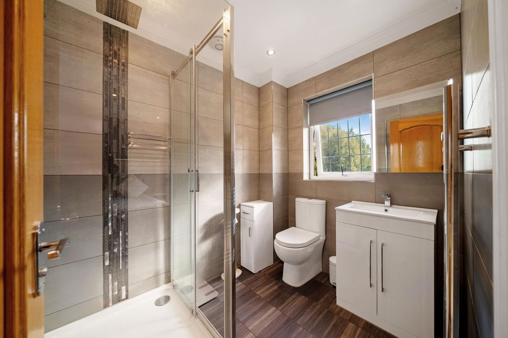 Additional image 33 of 5 bed detached house for saleDivision Lane, Blackpool FY4