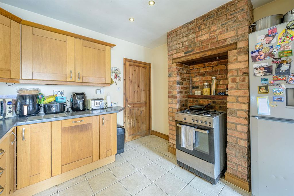 Additional image 7 of 3 bed detached bungalow for saleAcres Road, Brierley Hill DY5