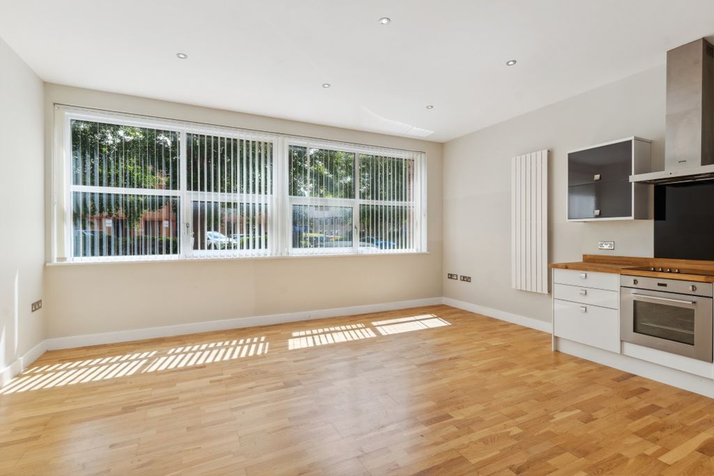 Additional image 2 of 2 bed flat for saleFurlong Road, Bourne End SL8