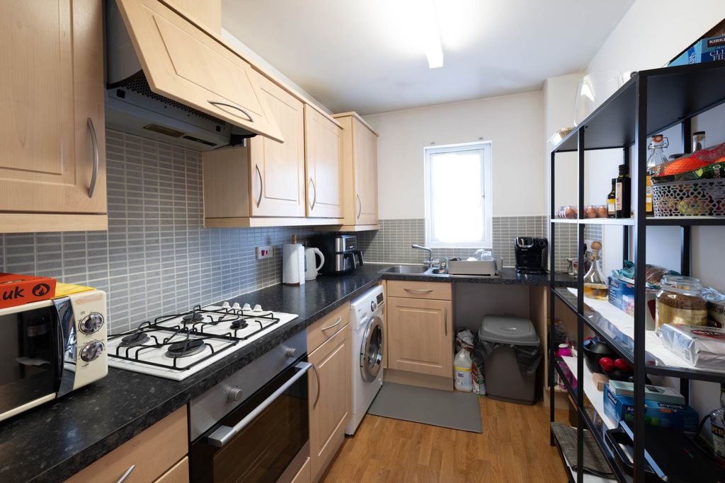 Additional image 5 of 2 bed flat for saleRiverside Close, Bridgwater TA6