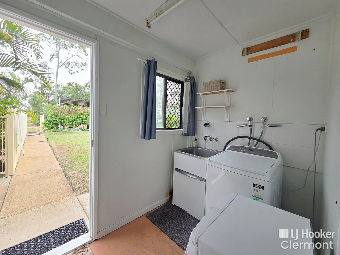 Additional image 41 of 8 Davis Court, Clermont QLD 4721