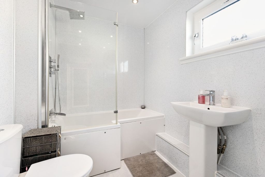 Additional image 16 of 4 bed terraced house for sale38 Cuikenburn, Penicuik EH26