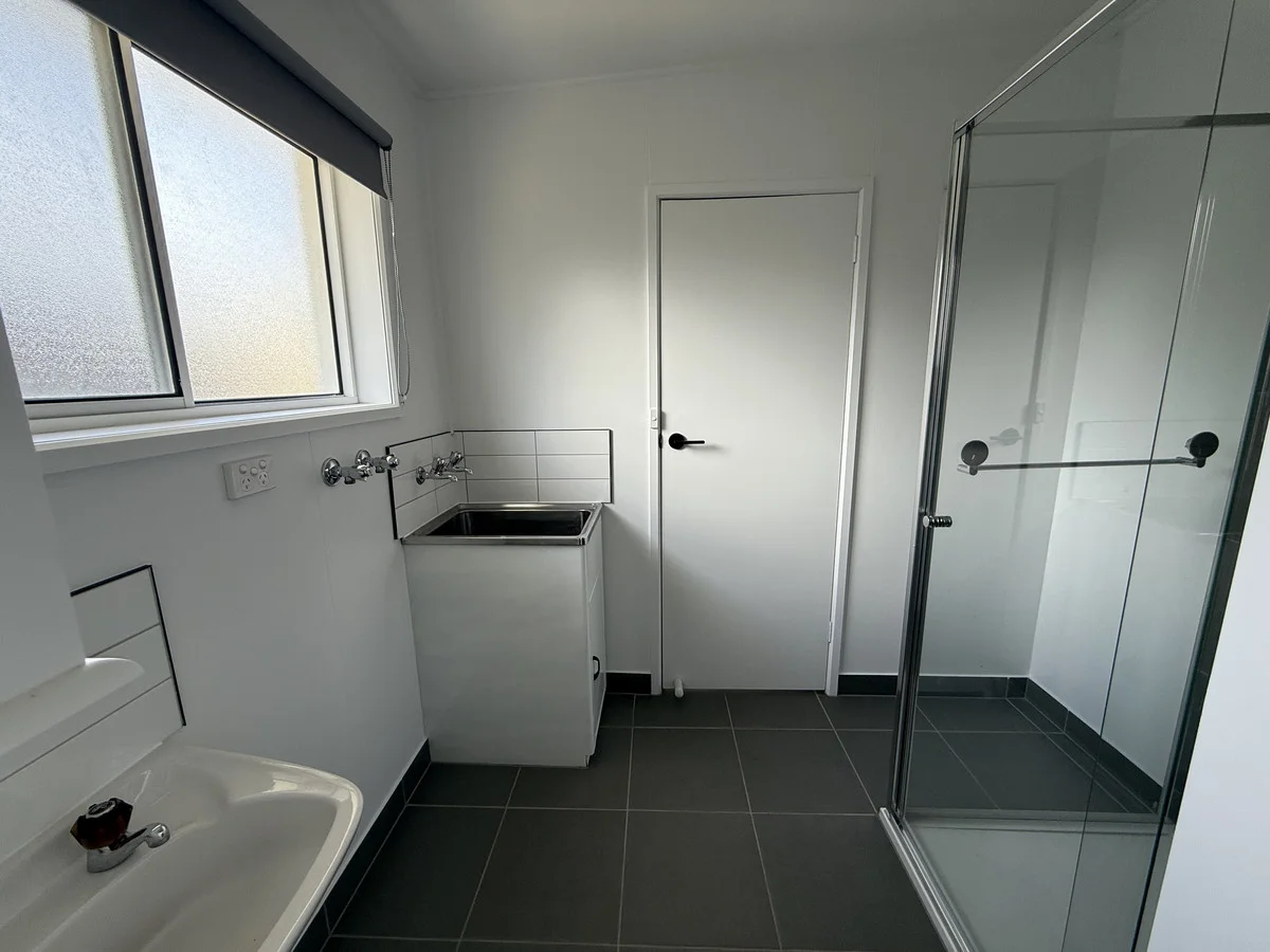 Additional image 6 of 2-3/1 Tantallon Avenue, Hamilton VIC 3300