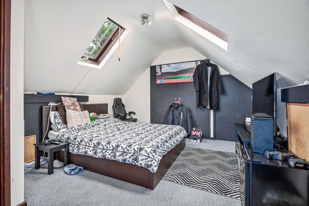 Additional image 20 of 5 bed detached bungalow for saleLlandyssil, Montgomery SY15