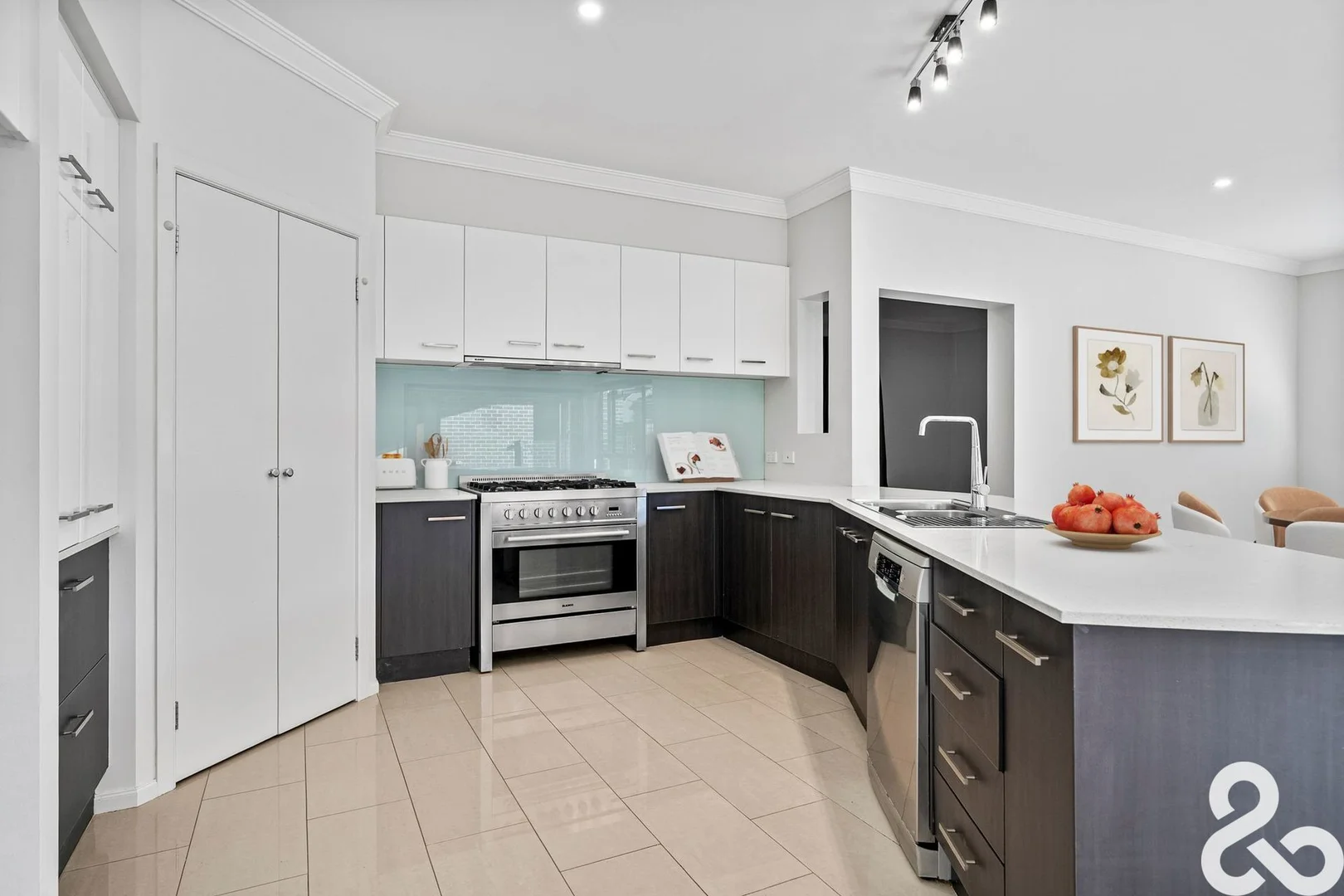 Additional image 2 of 18 Saintly Drive, South Morang VIC 3752